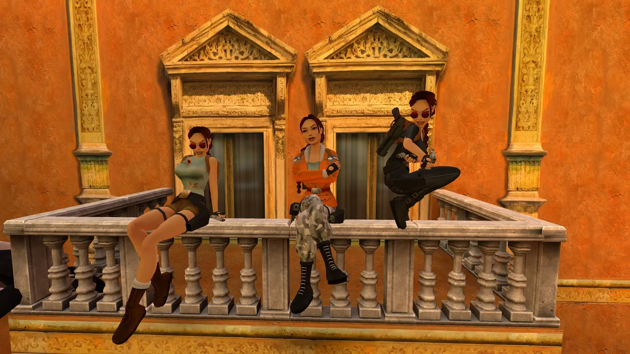 Three Laras on the opera balcony in Venice TR2 Multiplayer