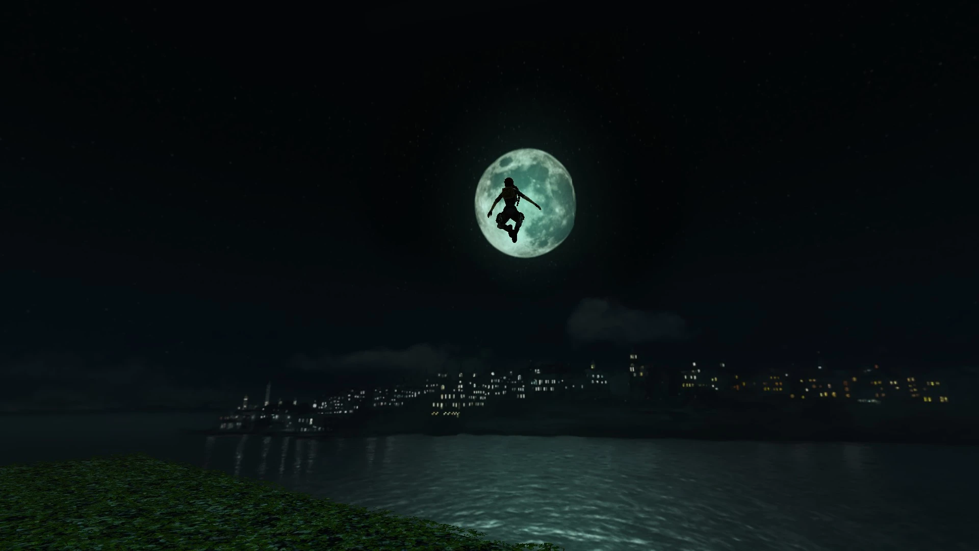 Moon silhouette at VCI TR5 Multiplayer