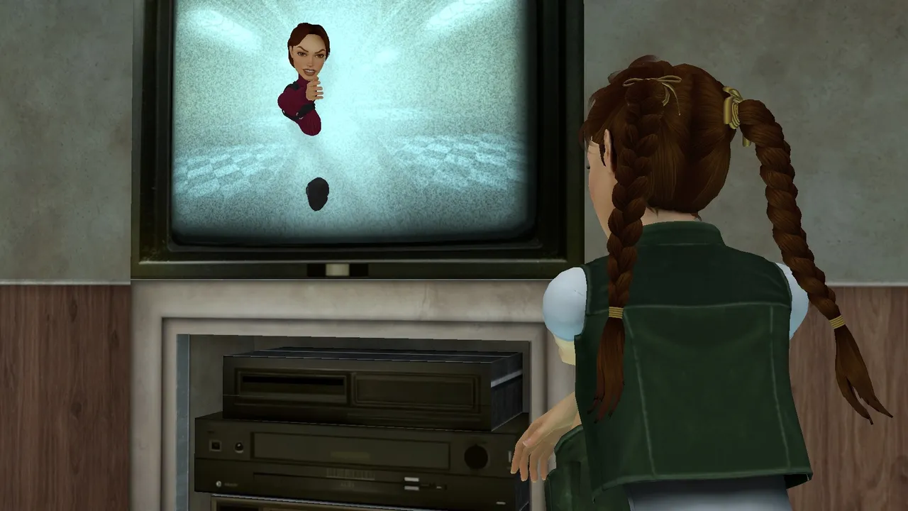 Watching TV on submarine TR5 Multiplayer